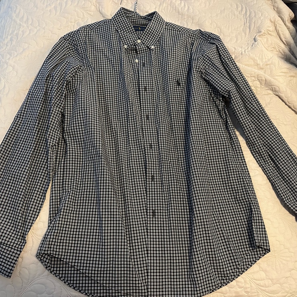 Men’s size large dress shirt
